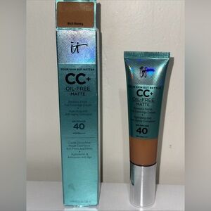 IT Cosmetics CC+ Oil-Free Matte Cream - Rich Honey